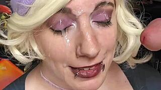 housewife's saggy tits get cum facial