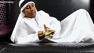 Is trans genie daniela marks ready to serve hung aladdin's cock with her ass?