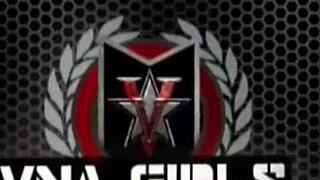 watch sara jay fuck her tight mature cunt solo