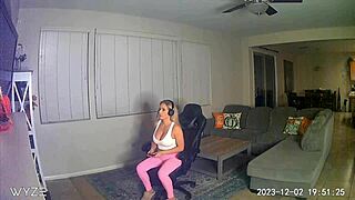 Gamer Girl Gets Intense Free Use Fucking And Creampie