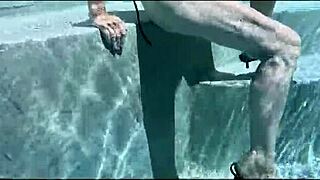 We Went Swimming in a Private Pool in Hawaii Kai