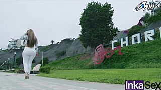 milf mexicana tetona perdida en las calles de lima recibe ayuda de un joven y termina en su departamento