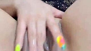 Blonde Milf La Coneja's First Extreme Triple Dildo Penetration!