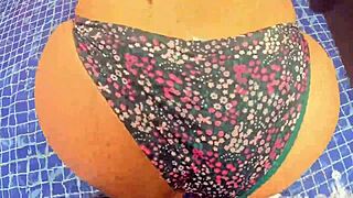 Sex In The Water With Big-Ass Woman Masturbating In Pool?