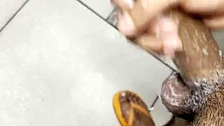 Masturbating In Gym Bathroom For The First Time!