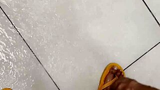 Masturbating In Gym Bathroom For The First Time!