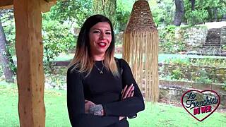 Gwen takes it full in her pussy