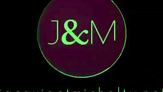 Mia, 33, from Caen in Lingerie with Big Tits