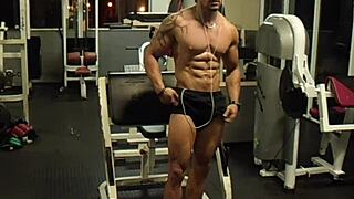 Vloog prepares for athletic fitness