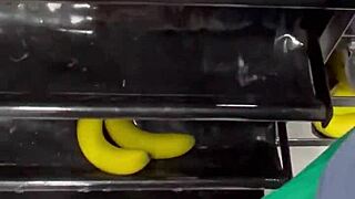 me exibindo por sao paulo e chupando varias rolas diferentes