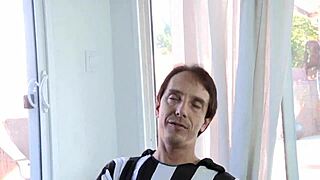 Savannah Camden kongkek wasit kuat-kuat!