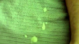 Dirtysocks shows feet covered in cum aftermath from day four session.