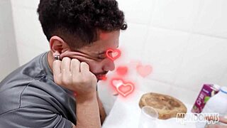 Uma Família Diferente: Gay Blowjob Big Cock Bareback Monster Cock