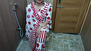 Stepson sneaks up on stepmom changing and she enjoys it in Hindi