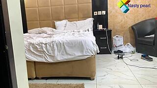 Free Quickie with Lodged Tourist! Subscribe to Red Sheer!