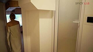 Fucking Workout In The Gym With Slutty Sara Bell!