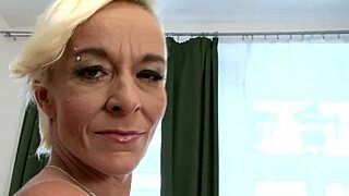 Milf Mom Oxette Rubs Her Clit While Her Pussy Swallows A Big Black Cock In Anal Scene