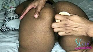 A Primeira Vez Da Anã Sem Ela Levou Ferro No Cu E Gozada Na Buceta Vídeo Amador