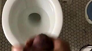 Masturbating To A Good Nut Cumshot