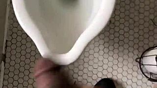 Masturbating To A Good Nut Cumshot