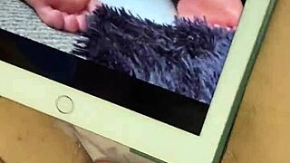 A Little 18+ Afternoon Licking