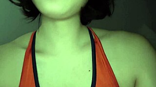 【現役陸上部のj●とお忍びコーチングで生中出し！】食欲旺盛でちょっと抜けてる「れなちゃん」と新宿食べ歩きデート！トレーニングで凝った身体をほぐす建前でいろんなところをボディタッチ！抵抗してこなかったので、いろんなところを揉みしだいてるうちにスイッチが入っちゃいました！