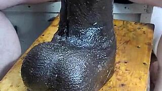 HUGE DILDOS STRETCH MY ASS OUT