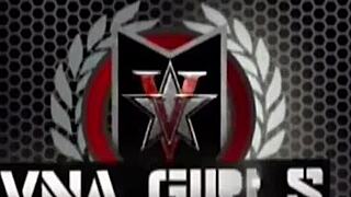 charlee chase uses vibrator on her mature pussy