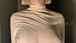 masturbation in the shower with mycandyalice 😊