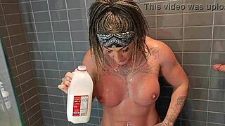 Milf bodybuilder gets assfucked and rimmed in milk bath intensely