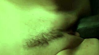 Alex Coal jebe BBC, medtem ko njen moški gleda: deepthroat in sperma na obraz?