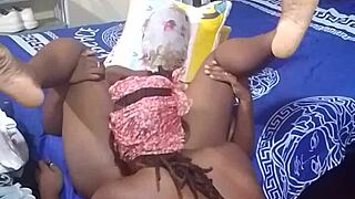 wet african pussy bent over for kingsnake?