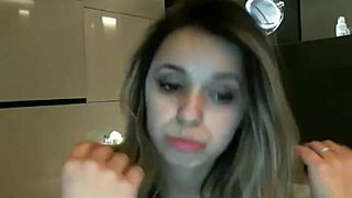 dea says, 'watch me squirt in the shower in berlin'