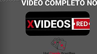 Cintia and Rodrigo share an intimate moment on the beach, exploring their desires as a young couple.