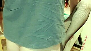 cuando no sabes usar los muebles er�ticos pero sabes ponerte de perrita