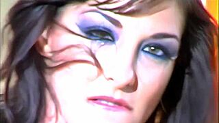 Lexi Bardot in doggy style