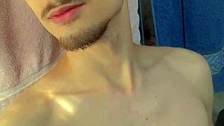 Hey, I woke up feeling inspired to show off everything in the bathroom like a true exhibitionist.