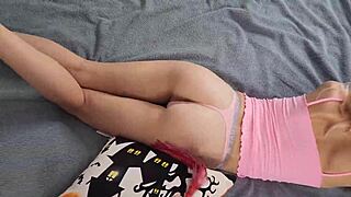 Cute blonde babe teases me with her pretty ass in homemade video.