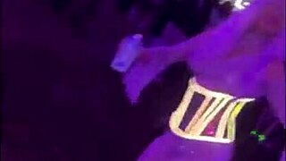 Jewelz Blu shows big ass in public