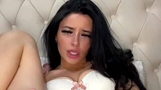 I Can't Believe How Horny This British Slut Girlfriend Makes Me Feel in Her Cute Solo Webcam Show