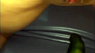 un pepinazo en su delicioso culito