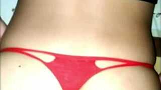 un pepinazo en su delicioso culito