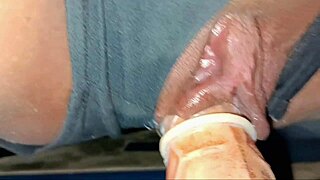 Shaved Pussy Creampie From Homemade Fucking