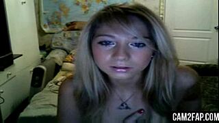 hot blonde babe shows off on free webcam porn video