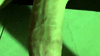 my trimmed cock close up