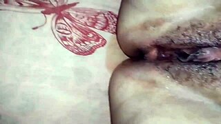 Amateur Shows Hairy Bucetinha And Begs For Anal Assfucking With Cum Inside Buceta