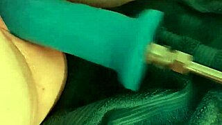 exploring fun with a sex machine in solo mode