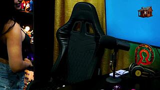 Novinha luuh barbosa evaluates ruan's cock and strips during outdoor public podcast interview