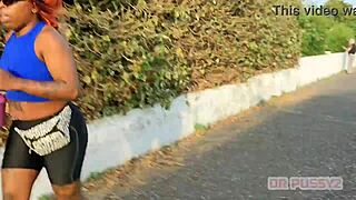 Ruiva with Giant Ass Filmed Training by Her Lover in Gym Session