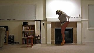 Rachel St Clair Handcuff Bondage Ass Show!